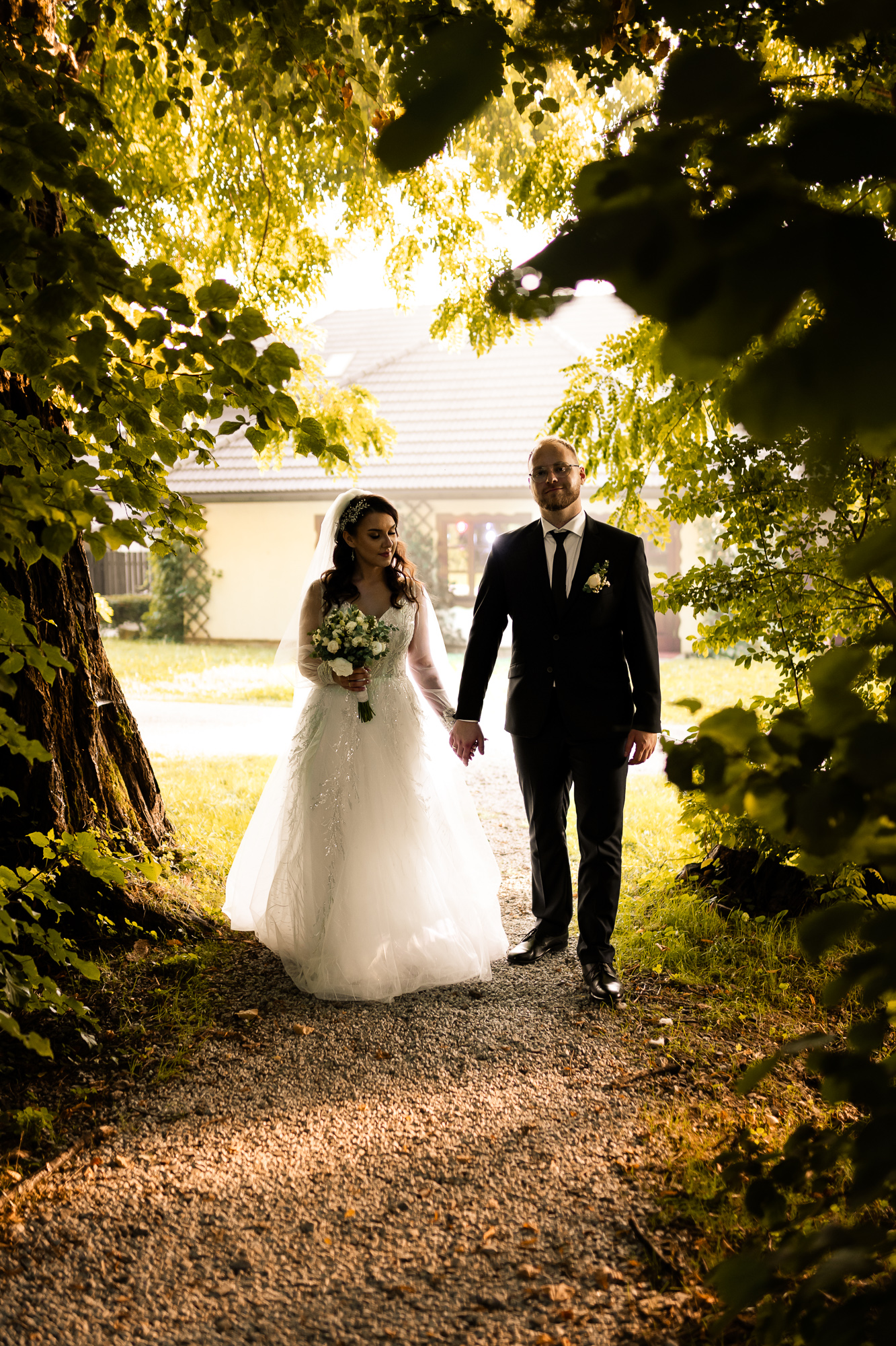 2023.08.12-17-33-2538