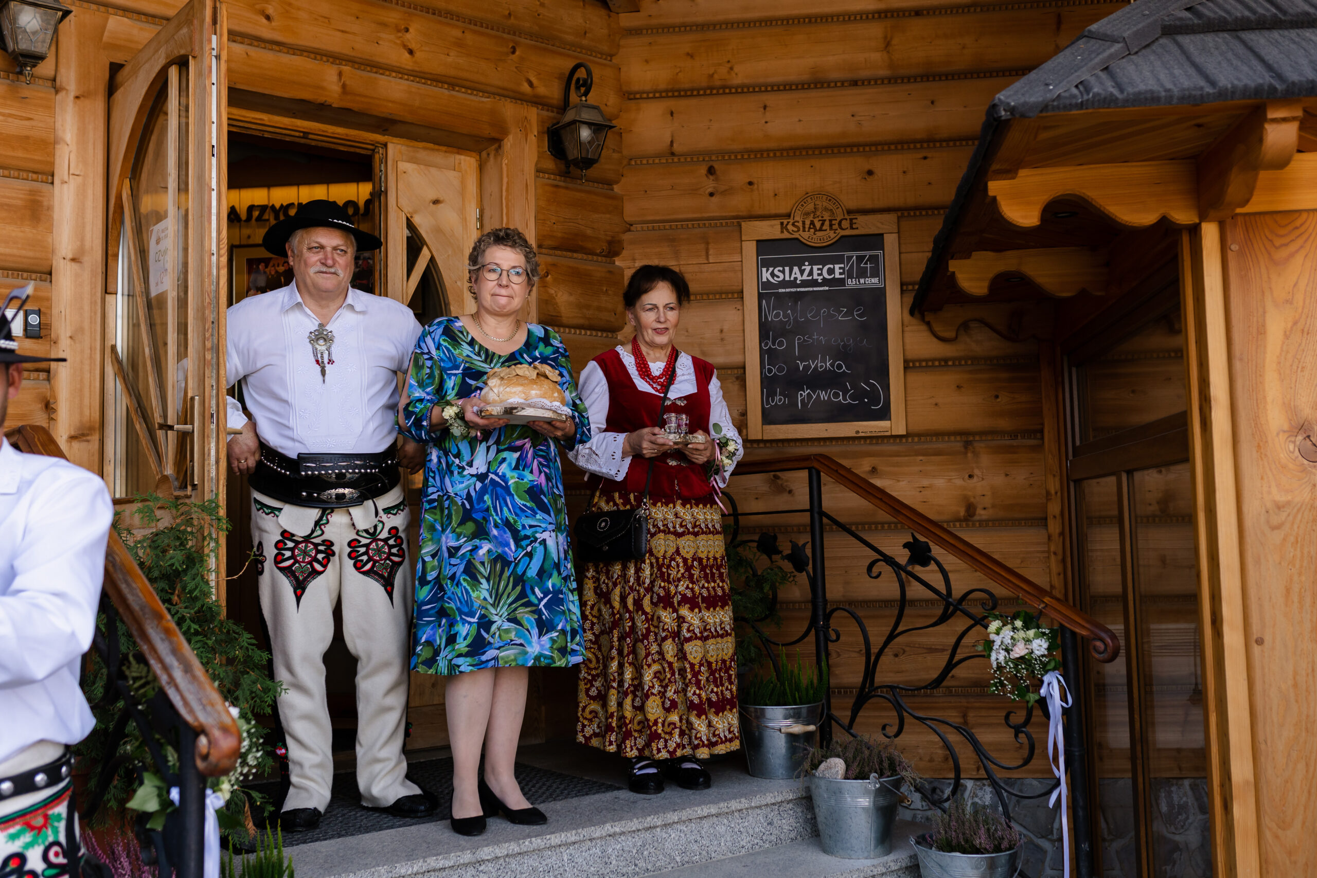 2023.09.09-13-49-3748