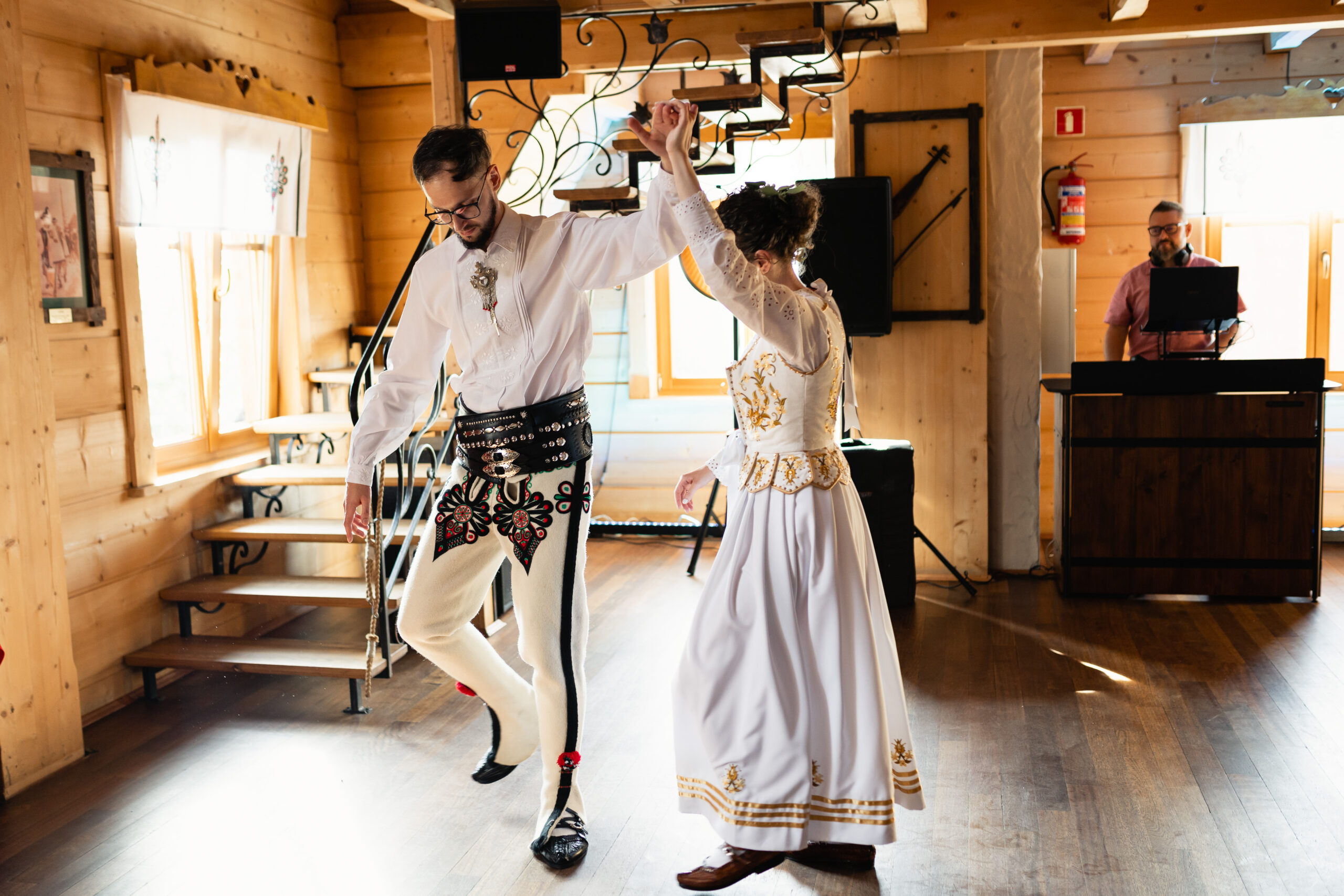 2023.09.09-15-06-3939