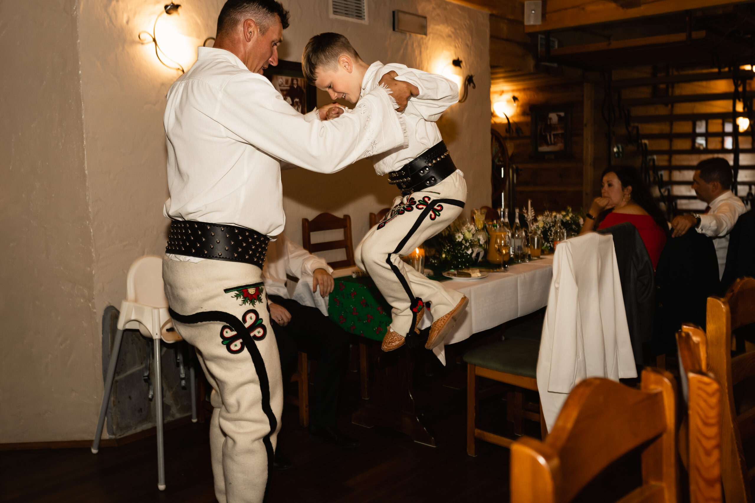 2023.09.09-17-23-4703